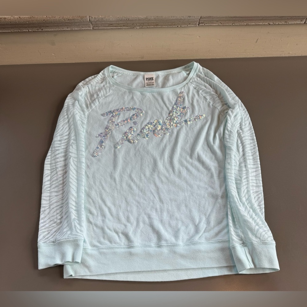 PINK Victoria’s Secret Long Sleeve Top
